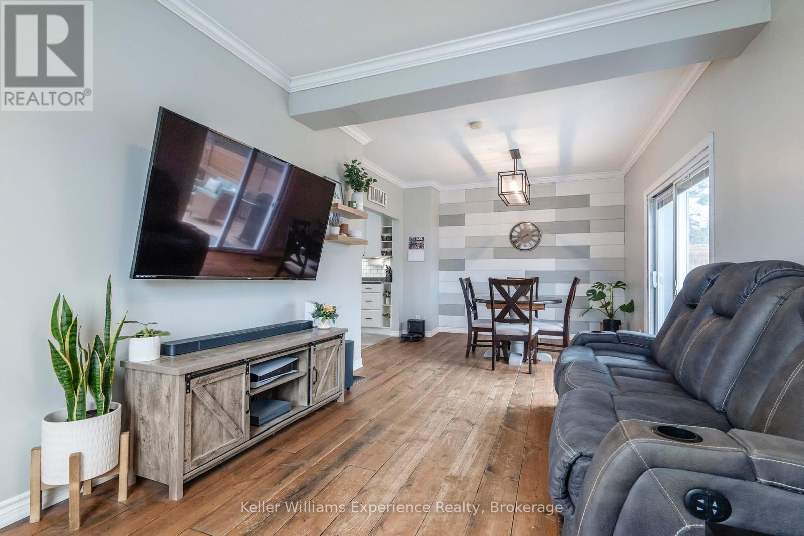 454 Colborne Street, Midland, Ontario  L4R 2K9 - Photo 10 - S12202543