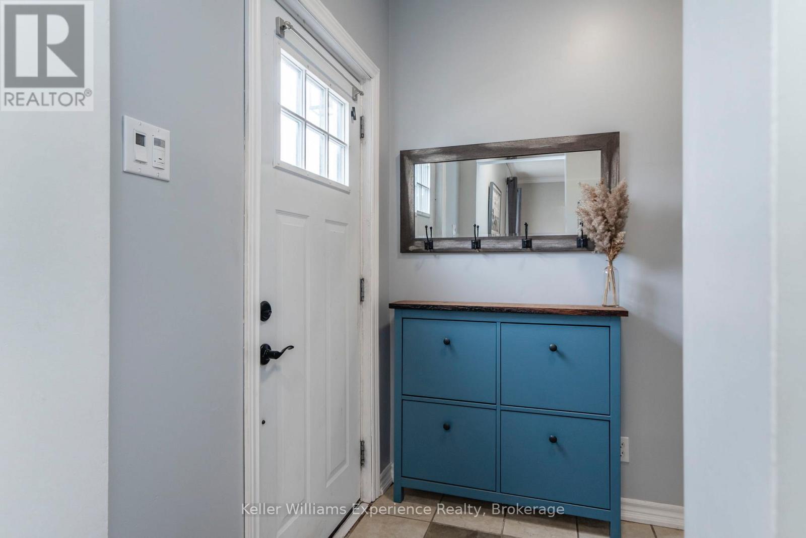 454 Colborne Street, Midland, Ontario  L4R 2K9 - Photo 7 - S12202543