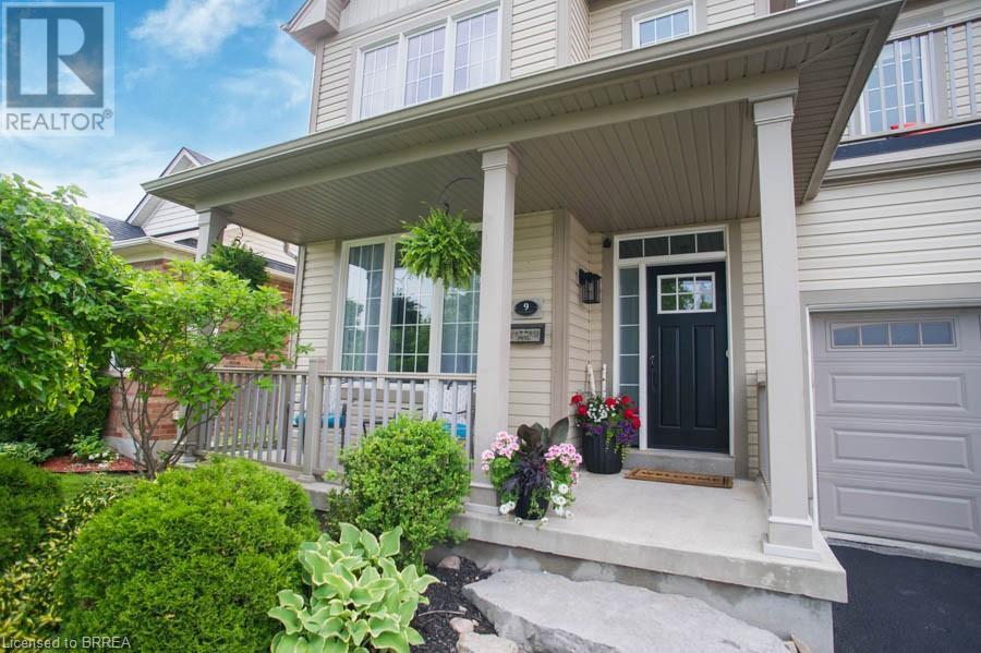 9 Waldie Crescent, Brantford, Ontario  N3T 0B7 - Photo 3 - 40738167