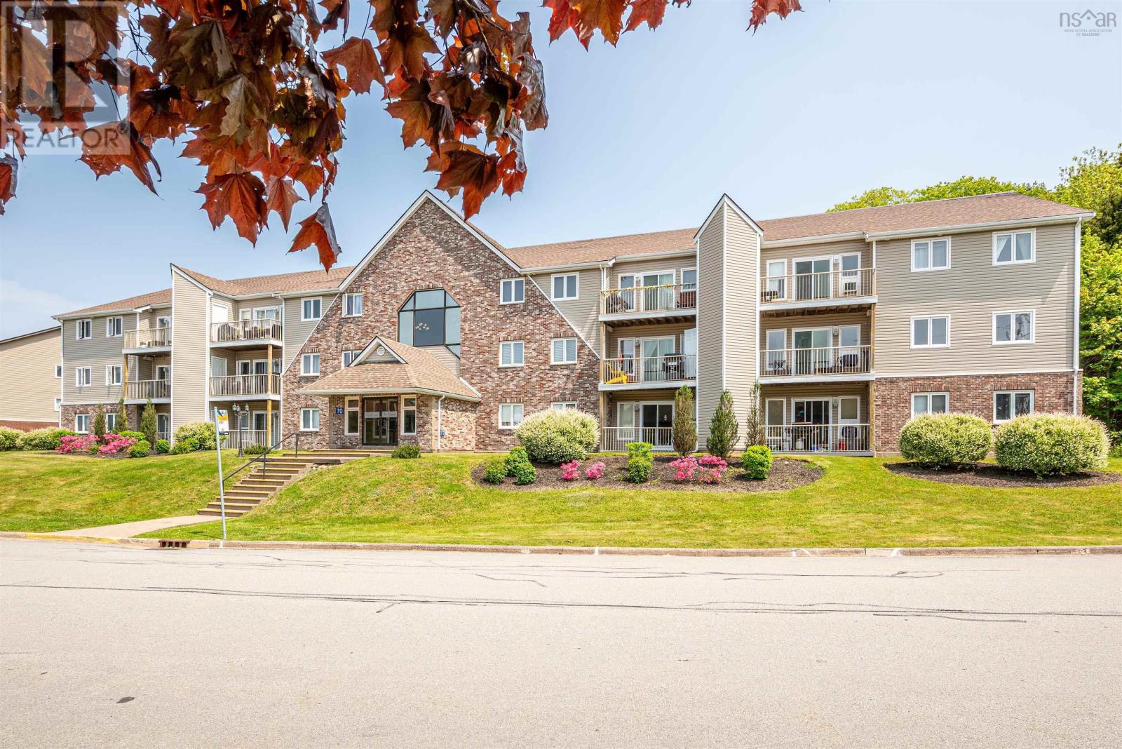 Property at 7 70 Collins Grove image 1