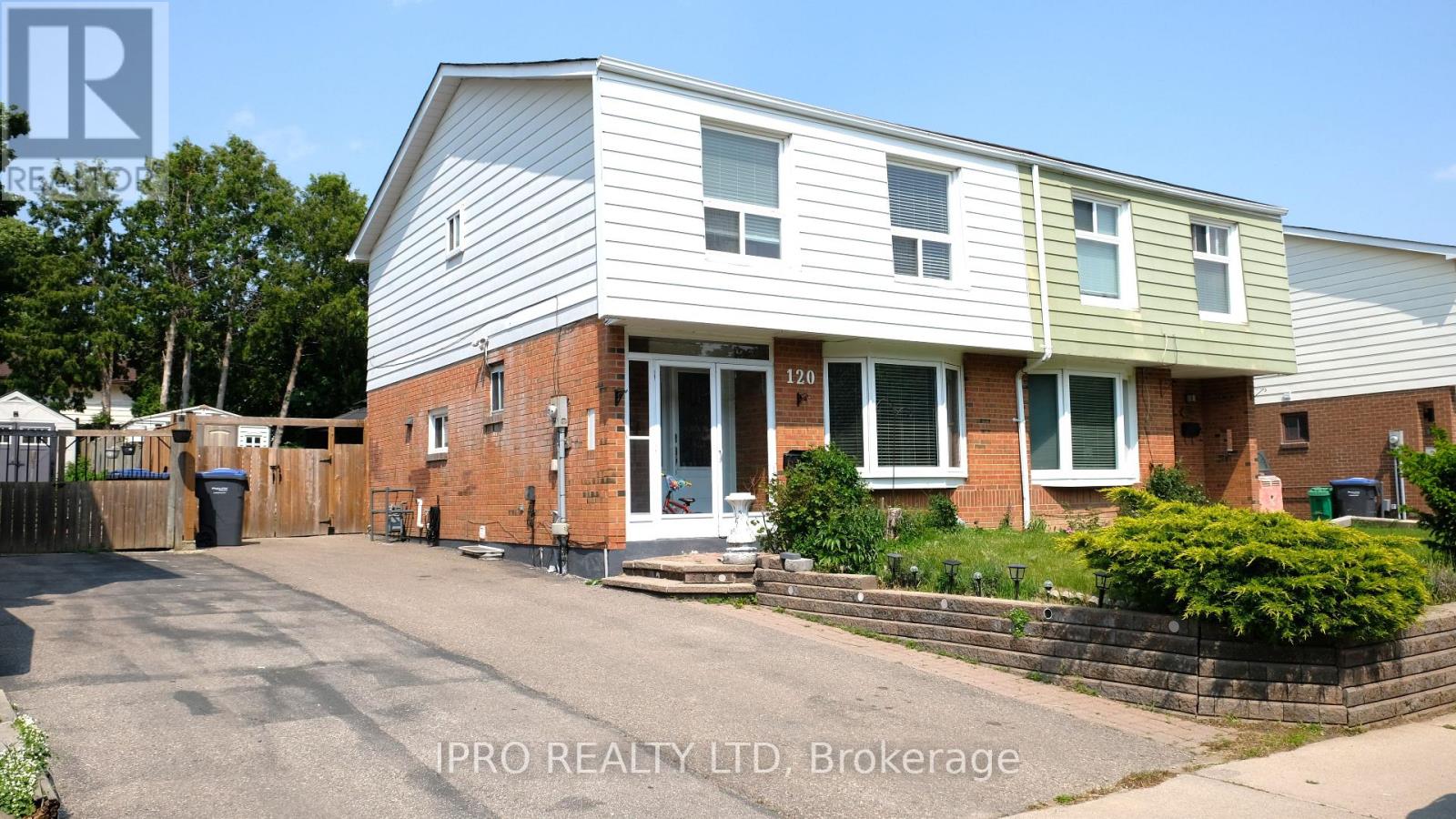 120 Hansen Road N, Brampton (Madoc), Ontario  L6V 2G6 - Photo 1 - W12202377