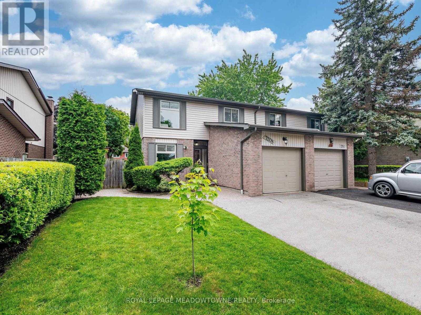 7208 Joliette Crescent, Mississauga, Ontario  L5N 1Z3 - Photo 1 - W12202397