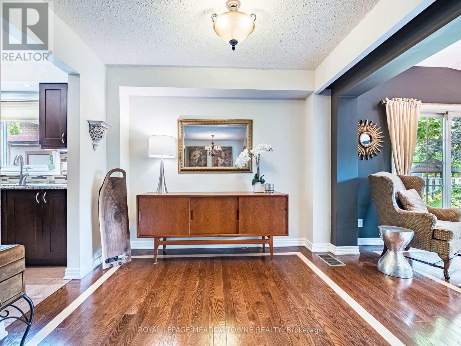 7208 Joliette Crescent, Mississauga, Ontario  L5N 1Z3 - Photo 10 - W12202397