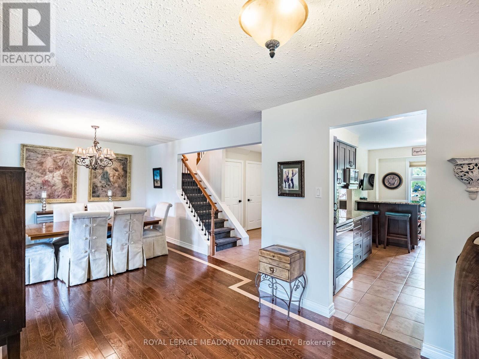7208 Joliette Crescent, Mississauga, Ontario  L5N 1Z3 - Photo 9 - W12202397