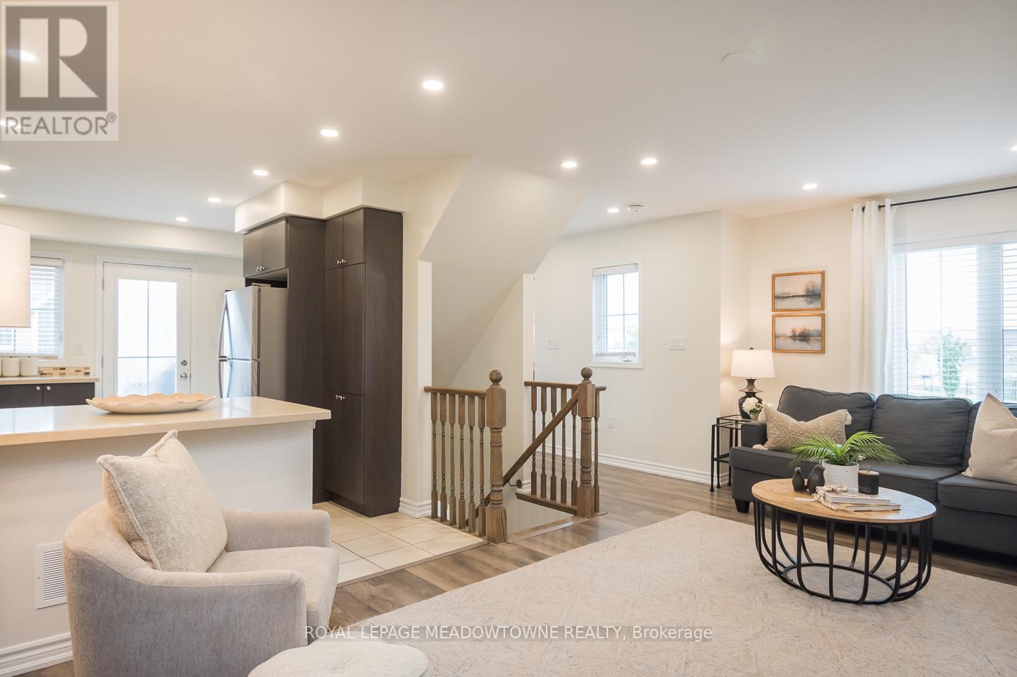 621 Laking Terrace, Milton, Ontario  L9T 9J5 - Photo 16 - W12202420