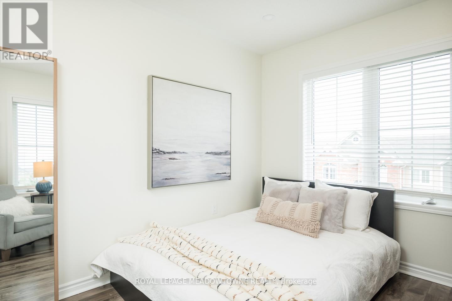 621 Laking Terrace, Milton, Ontario  L9T 9J5 - Photo 32 - W12202420