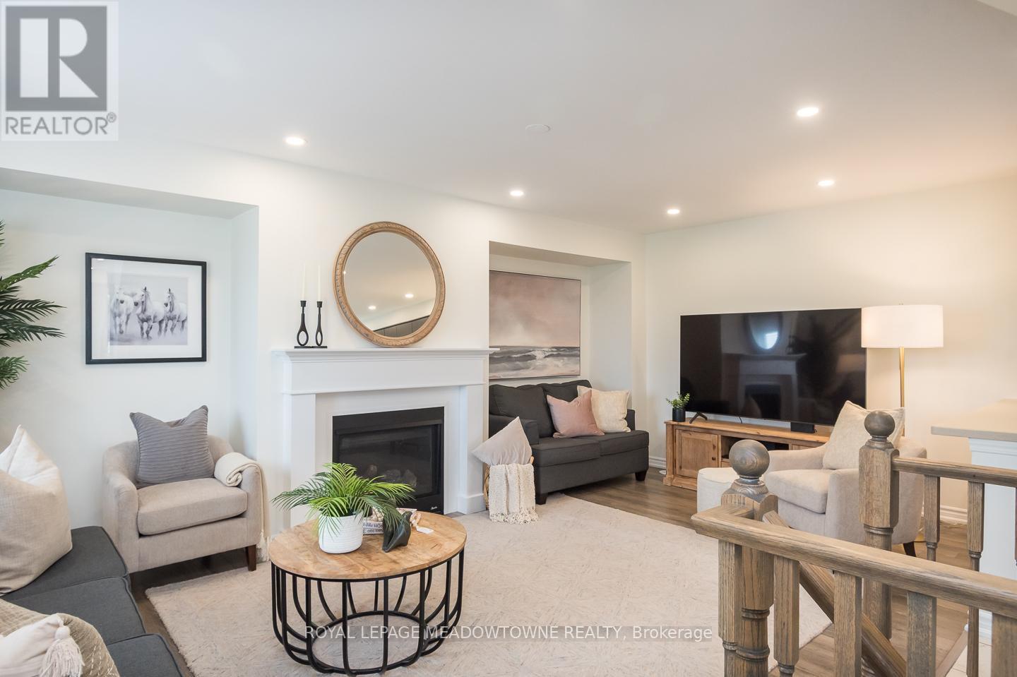 621 Laking Terrace, Milton, Ontario  L9T 9J5 - Photo 9 - W12202420