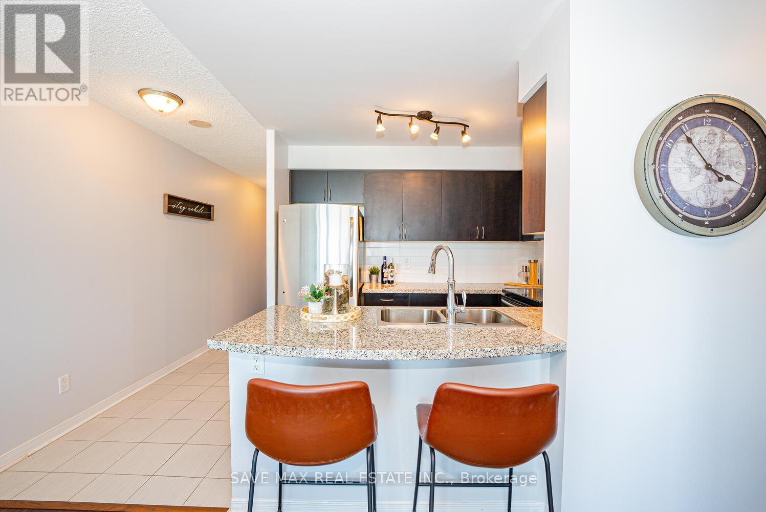 1801 - 4900 Glen Erin Drive, Mississauga (Central Erin Mills), Ontario  L5M 7S2 - Photo 15 - W12202430