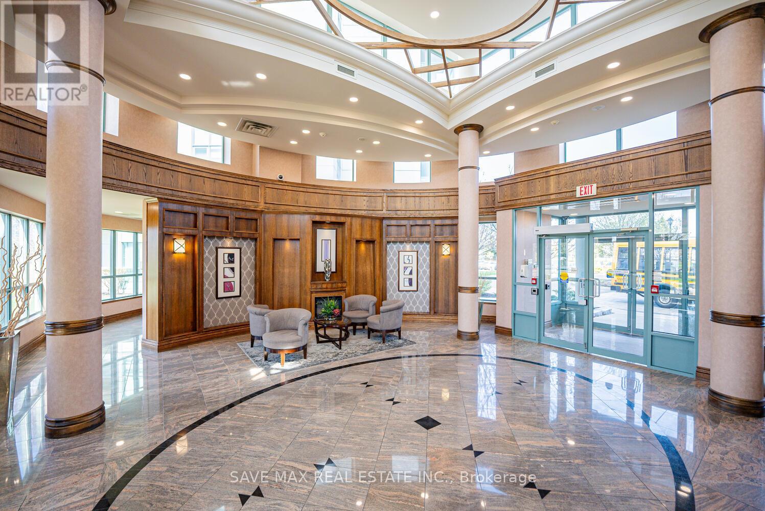 1801 - 4900 Glen Erin Drive, Mississauga (Central Erin Mills), Ontario  L5M 7S2 - Photo 6 - W12202430