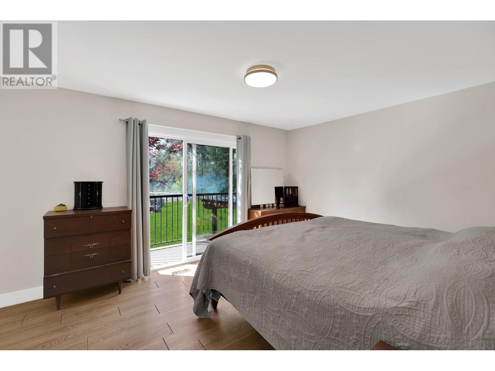 22022 132 Avenue, Maple Ridge, British Columbia  V4R 0A7 - Photo 5 - R3012063