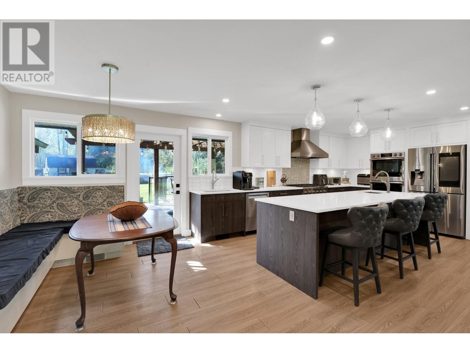 Property at 22022 132 AVENUE image 3