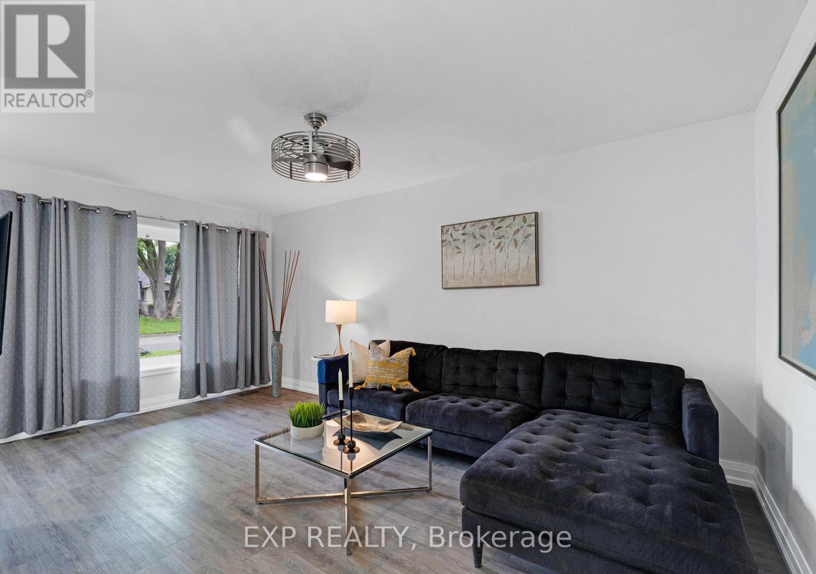 66 Ferndale Crescent, Brampton, Ontario  L6W 1E9 - Photo 8 - W12202444