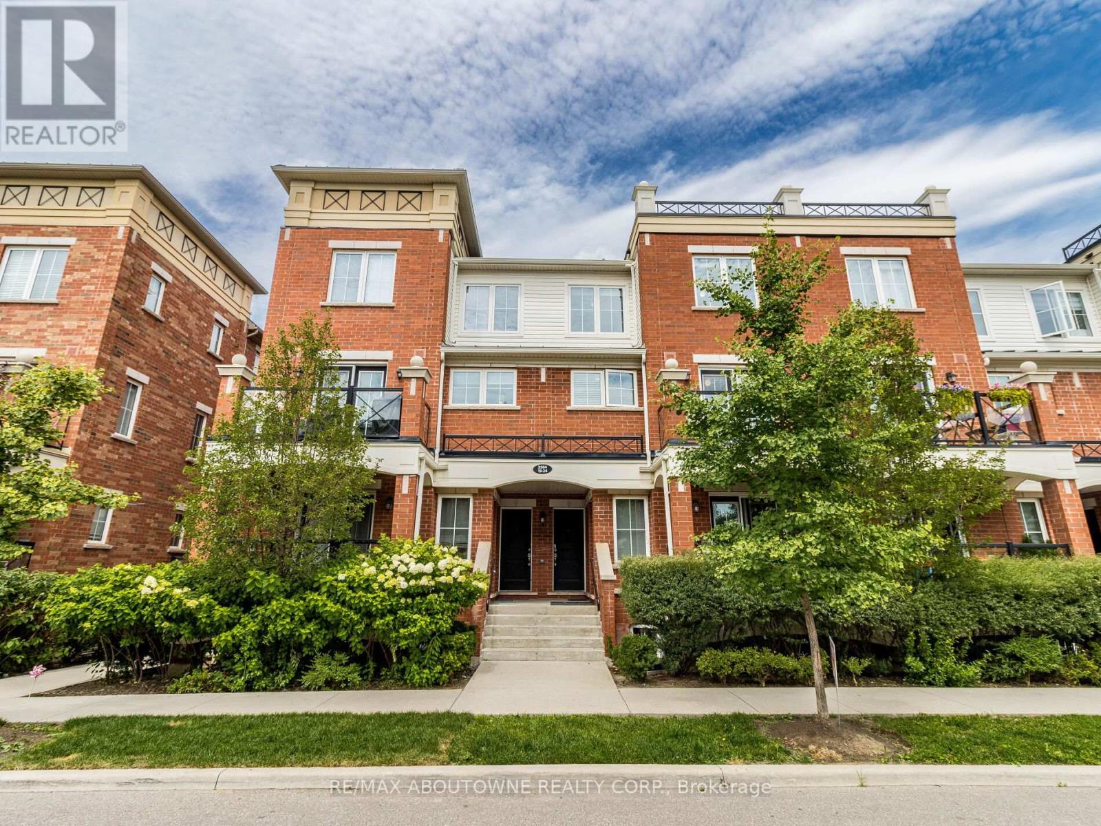 20 - 2504 POST ROAD, Oakville, Ontario