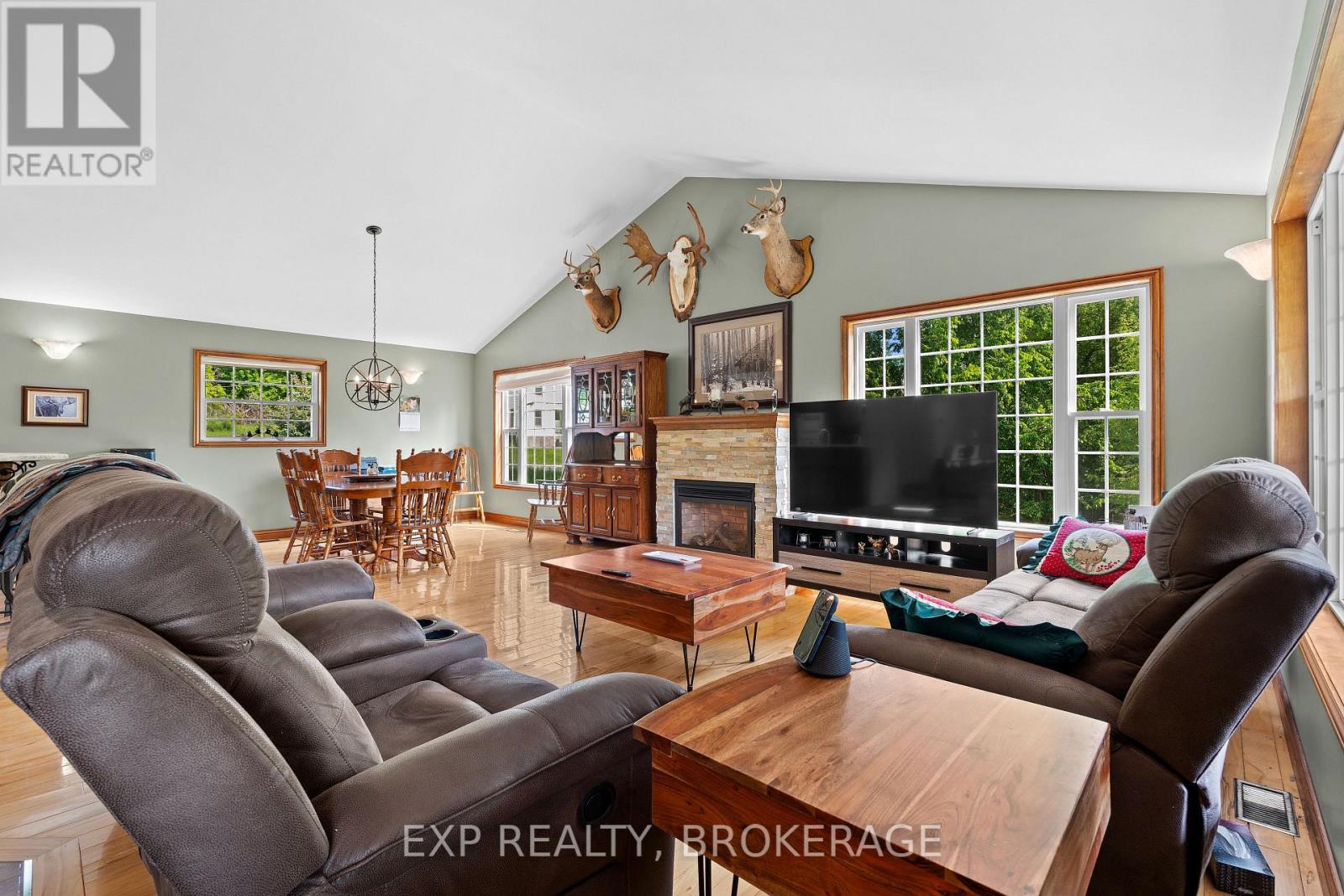 6076b Arden Road, Frontenac (Frontenac Centre), Ontario  K0H 0B6 - Photo 10 - X12201198