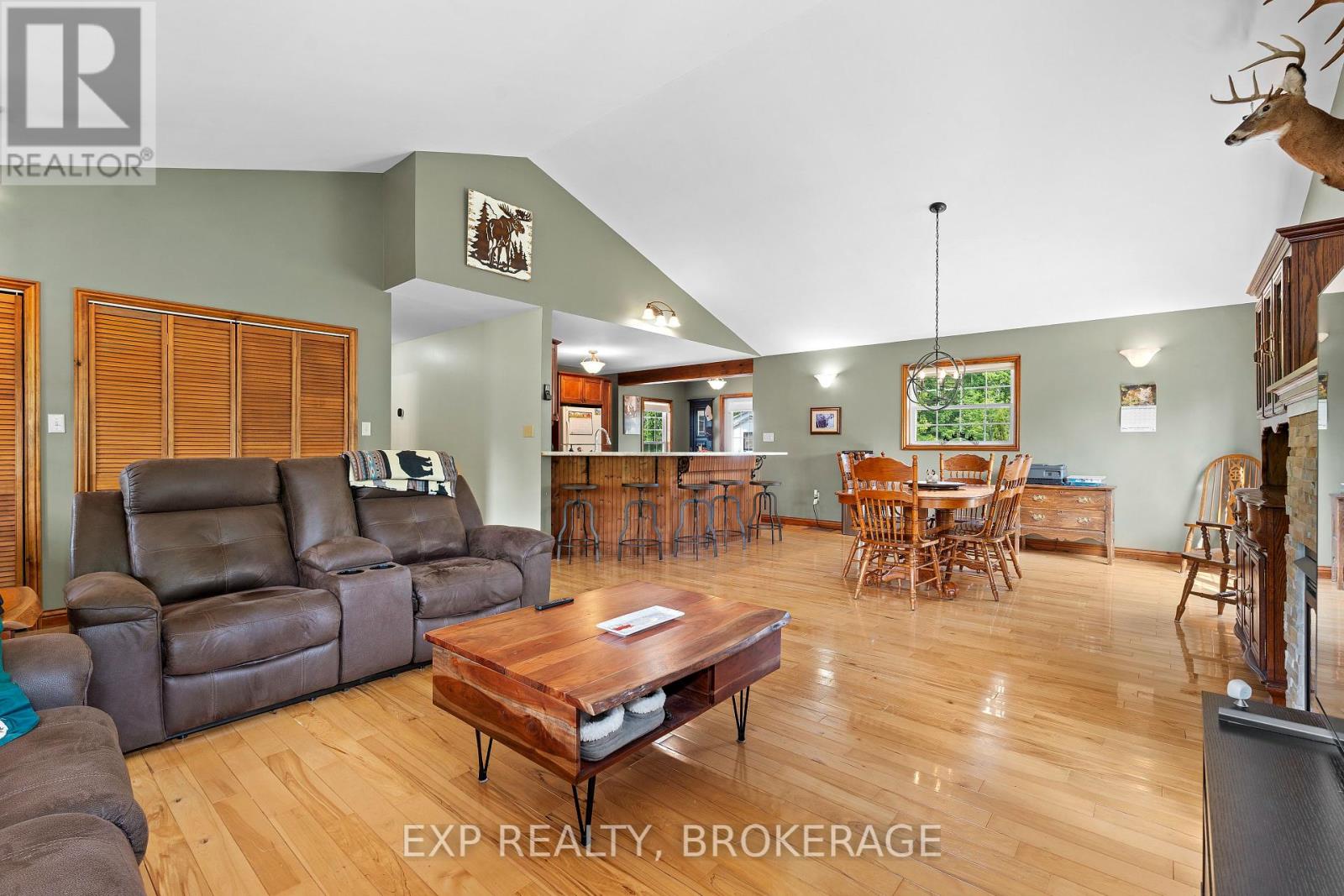 6076b Arden Road, Frontenac (Frontenac Centre), Ontario  K0H 0B6 - Photo 11 - X12201198