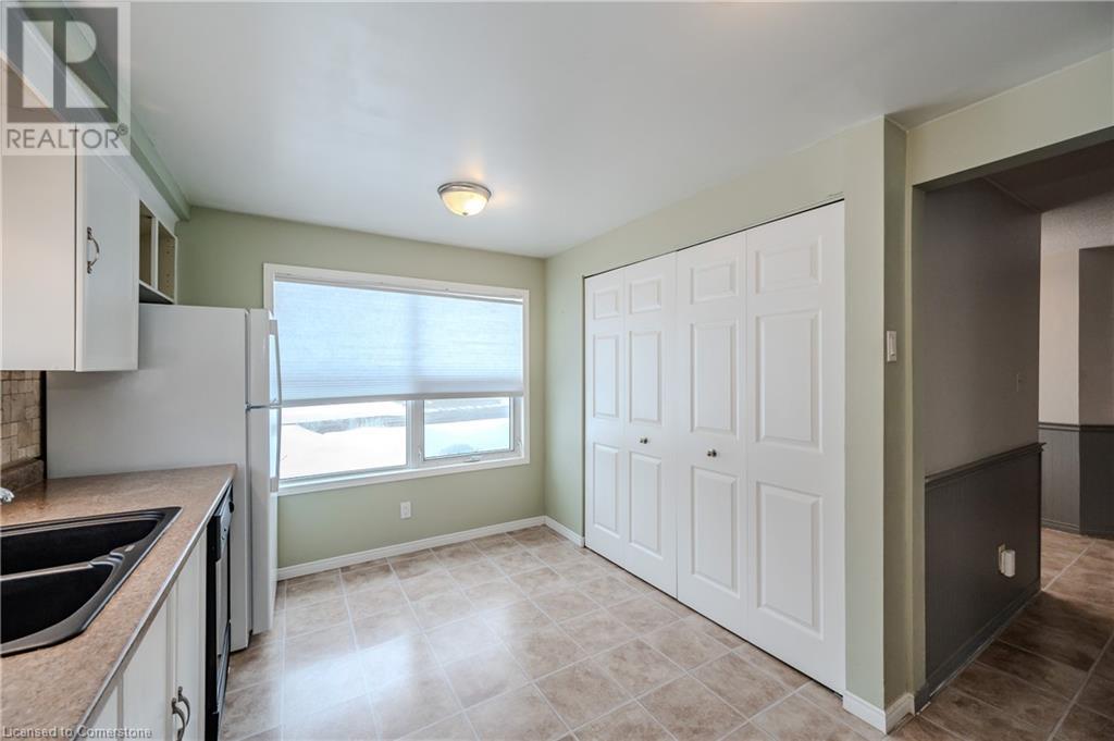 3 Rolling Brook Lane, New Hamburg, Ontario N3A 2G1 - Photo 4 - 40737331