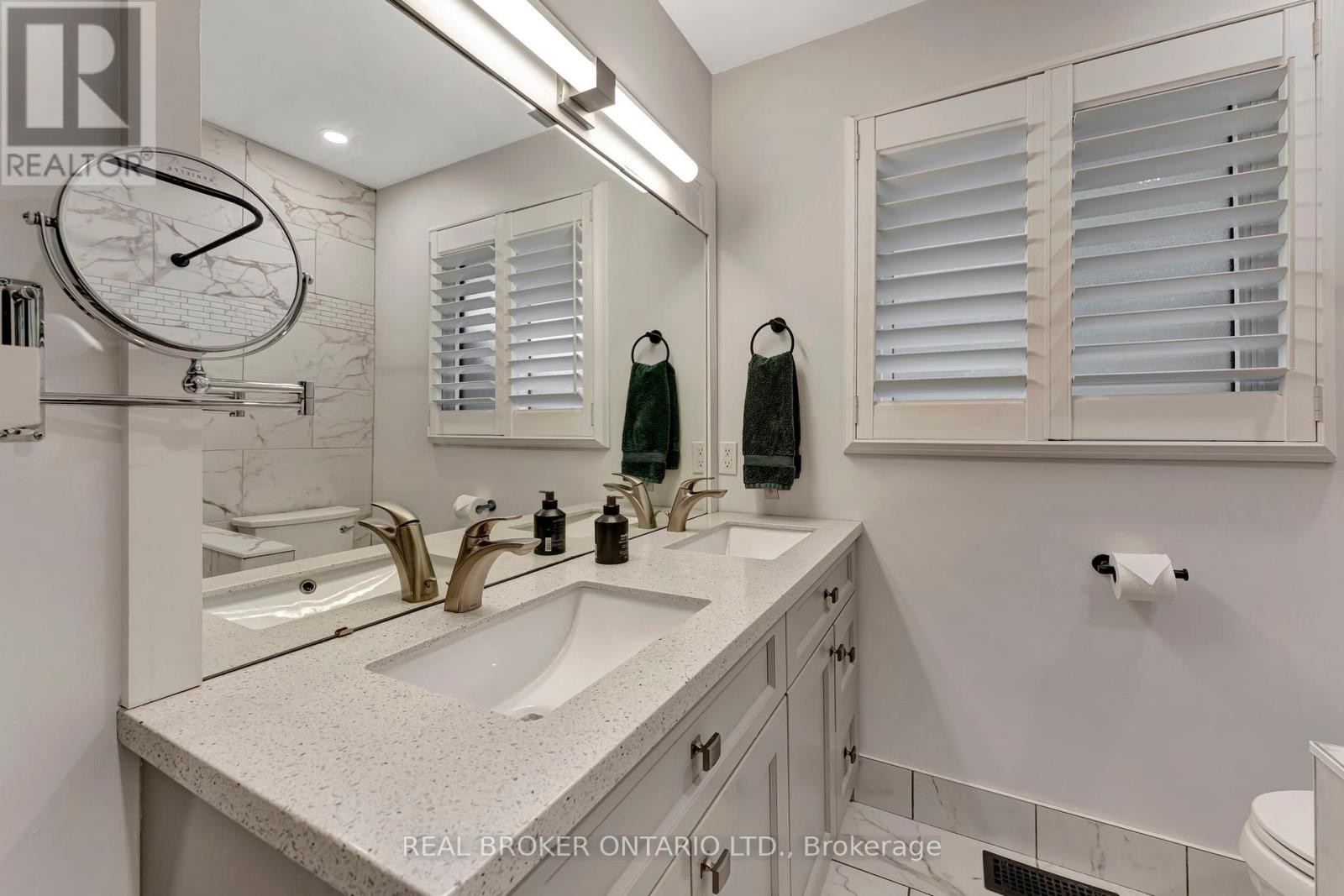 403 Oakhill Drive, Brantford, Ontario  N3T 5L7 - Photo 21 - X12202330
