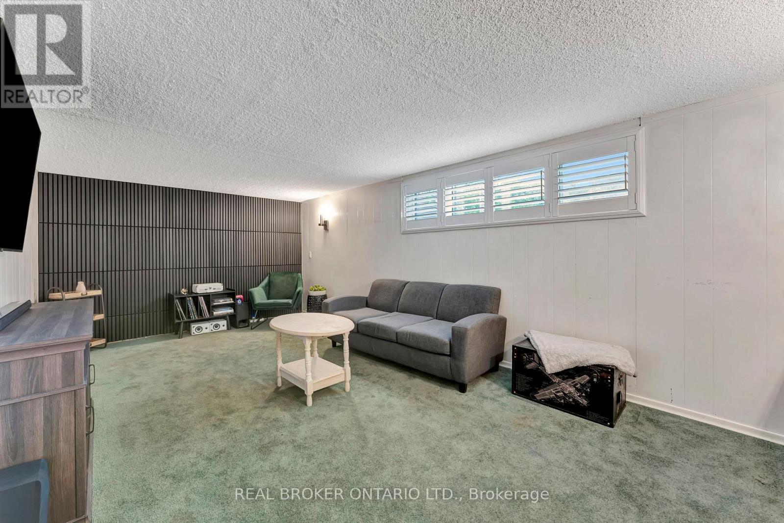 403 Oakhill Drive, Brantford, Ontario  N3T 5L7 - Photo 22 - X12202330