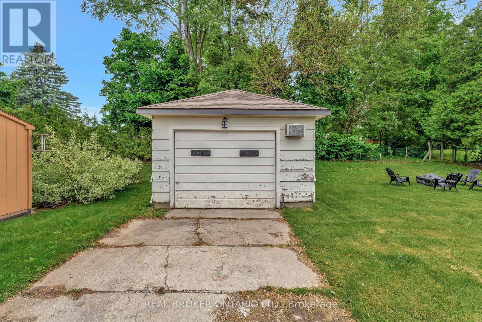 403 Oakhill Drive, Brantford, Ontario  N3T 5L7 - Photo 29 - X12202330