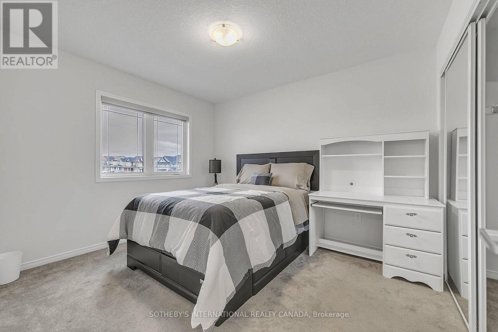 246 Dolman Street, Woolwich, Ontario  N0B 1M0 - Photo 4 - X12202404