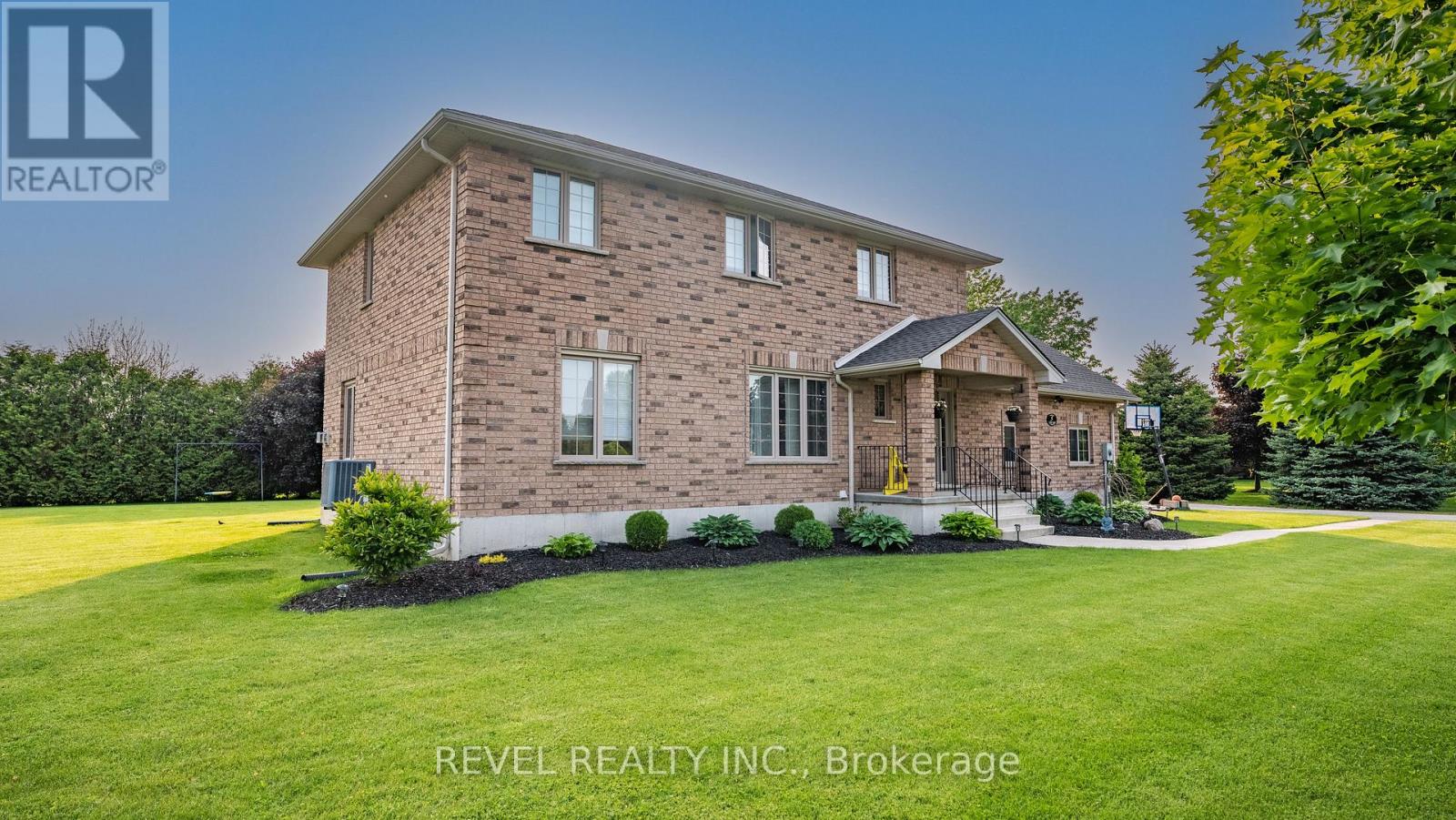 5 Cedar Lane, Brant, Ontario  N0E 1A0 - Photo 2 - X12202427