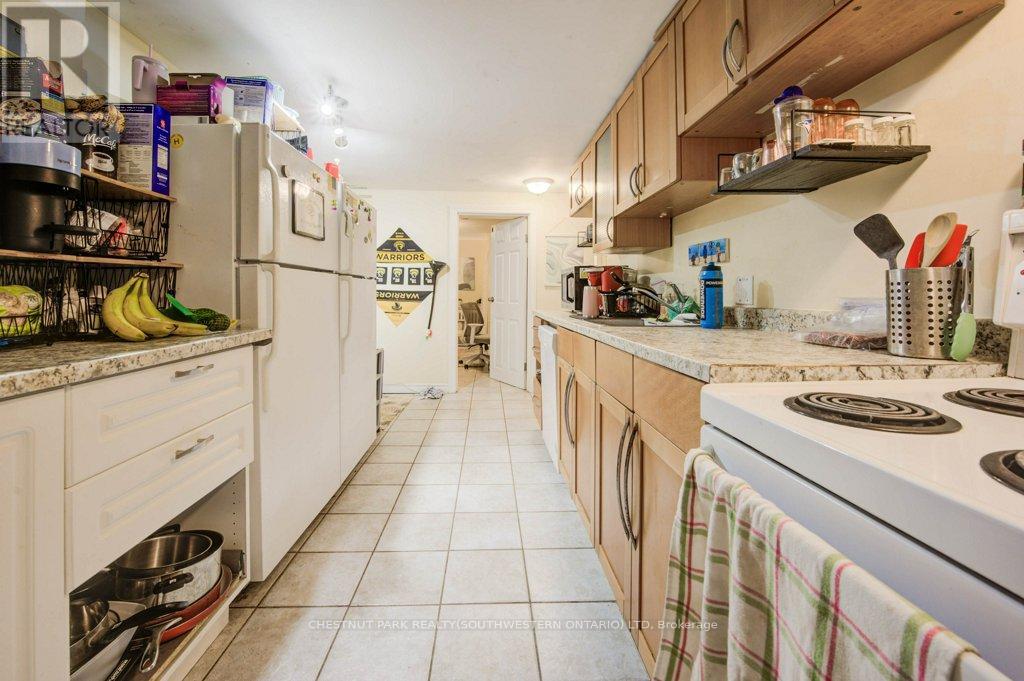 62 Dorset Street, Waterloo, Ontario  N2L 3L8 - Photo 20 - X12202454