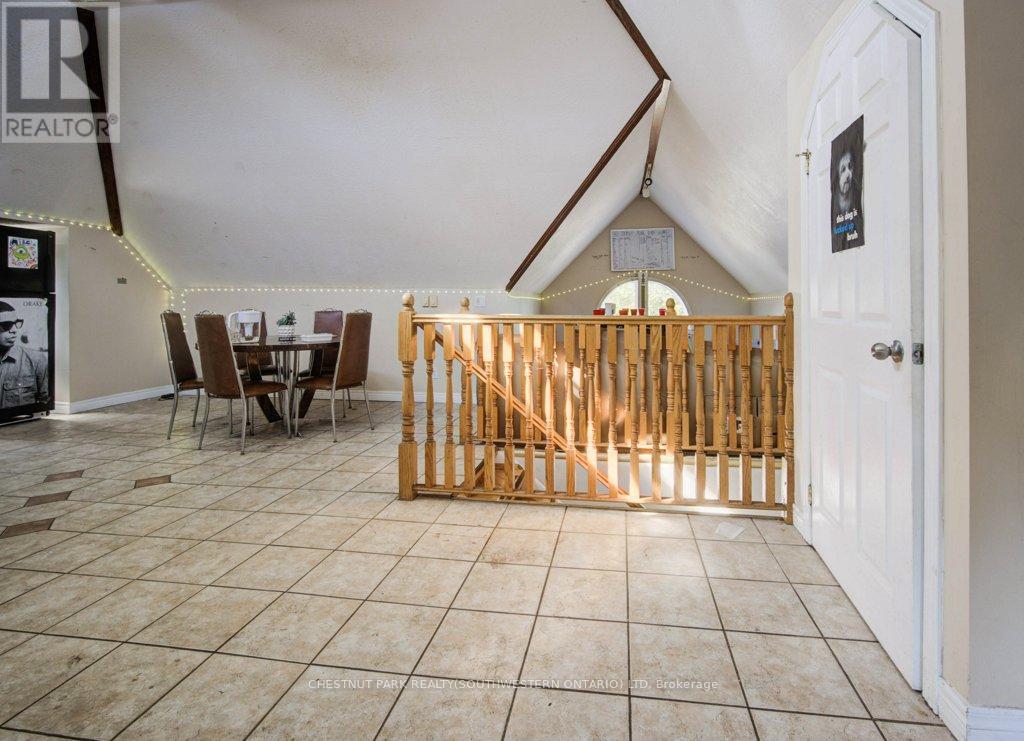 62 Dorset Street, Waterloo, Ontario  N2L 3L8 - Photo 43 - X12202454