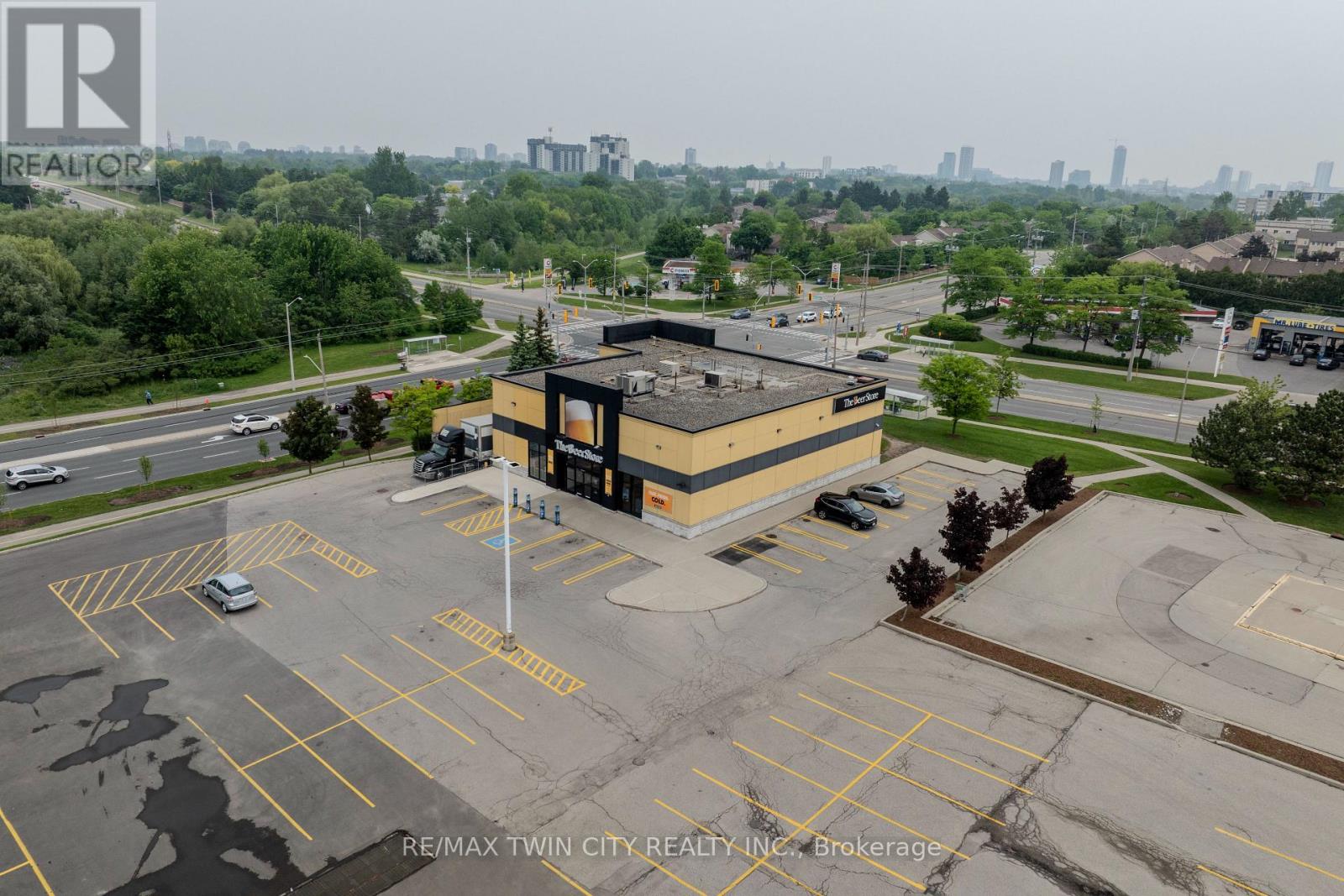 12 - 950 Highland Road W, Kitchener, Ontario  N2N 0A5 - Photo 31 - X12202481