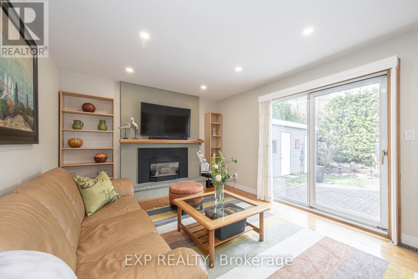 353 Siena Court, Oshawa, Ontario  L1J 6V5 - Photo 8 - E12191775