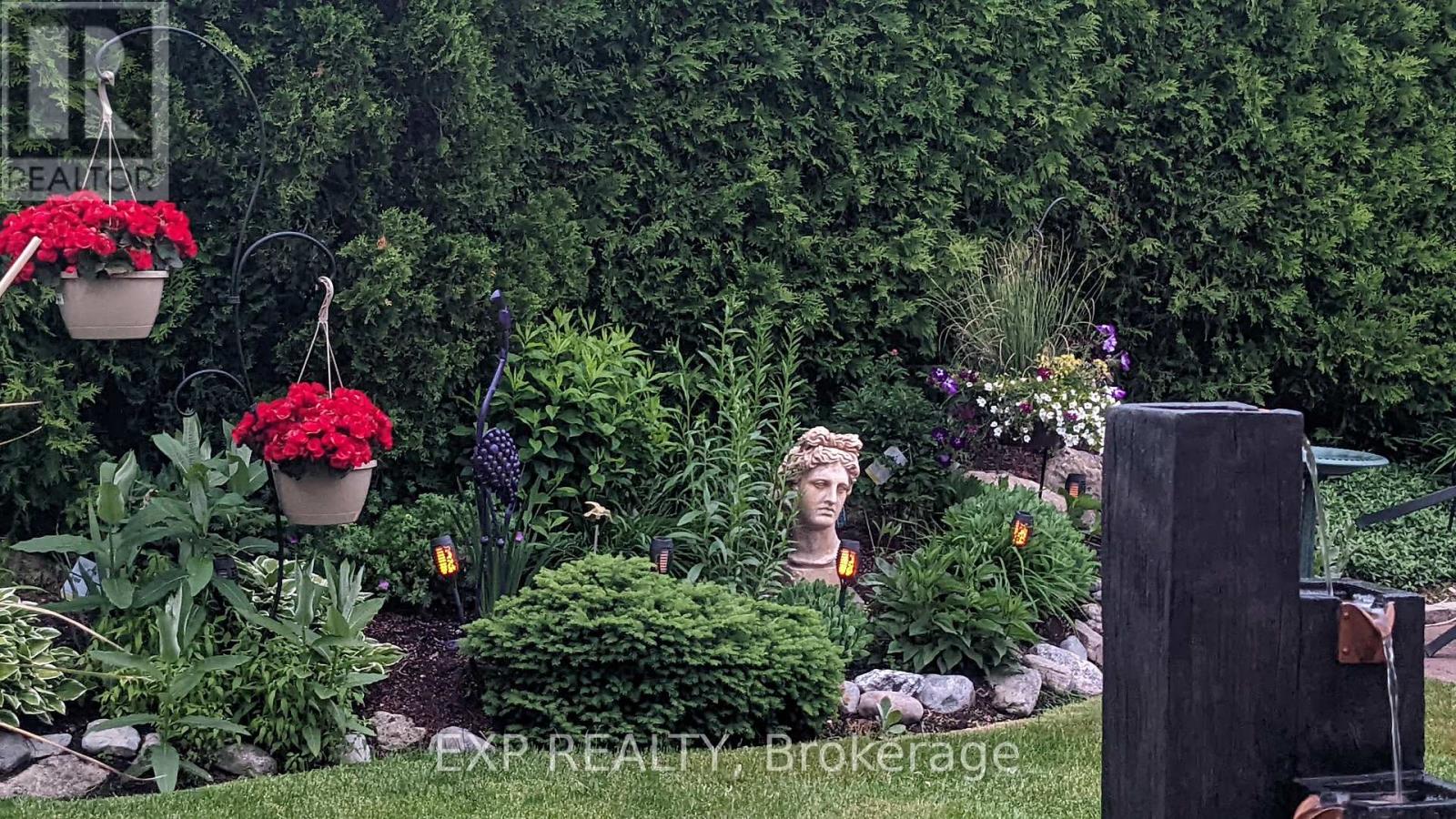 353 Siena Court, Oshawa, Ontario  L1J 6V5 - Photo 7 - E12191775