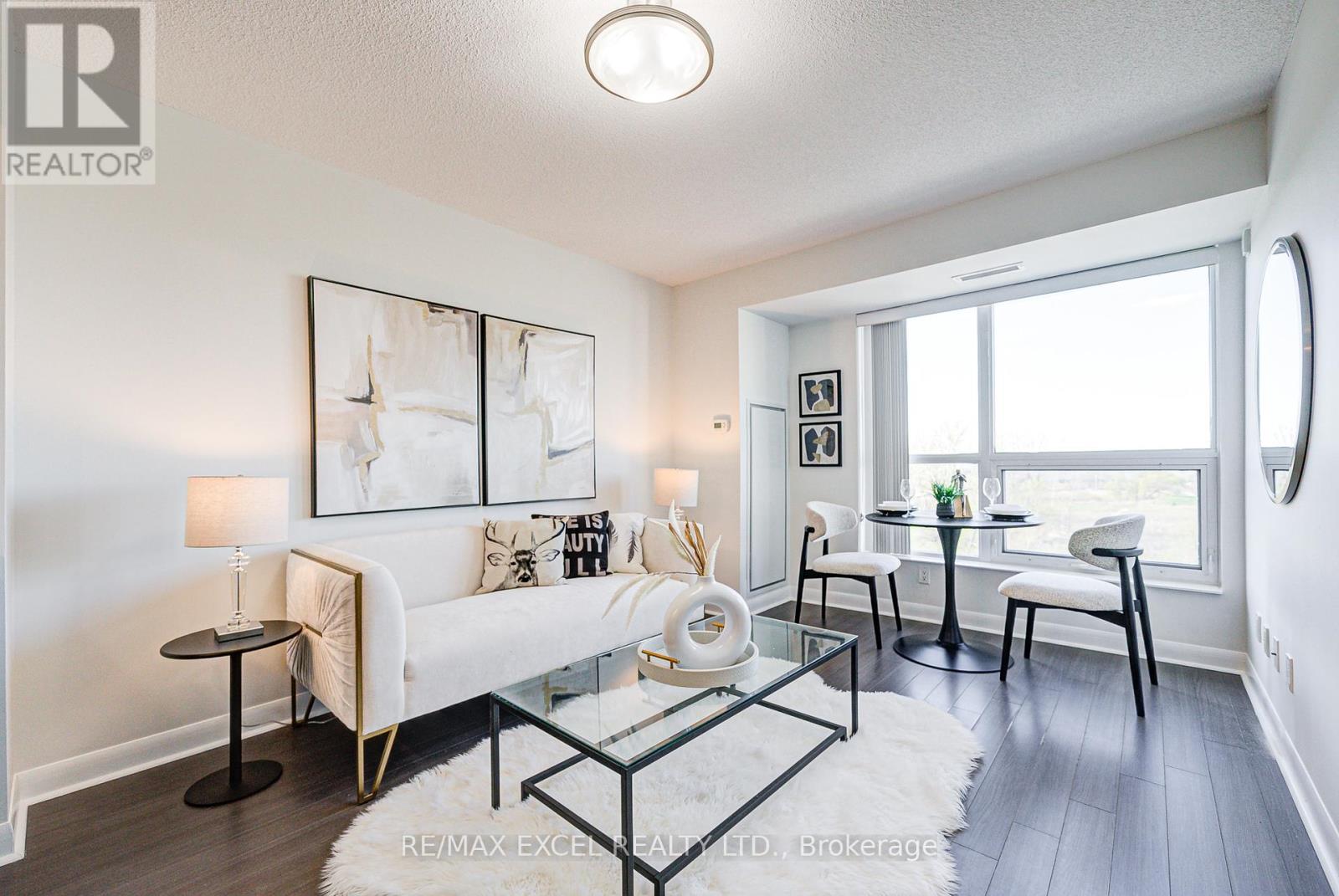 619 - 75 Norman Bethune Avenue, Richmond Hill, Ontario  L4B 0B6 - Photo 6 - N12199933