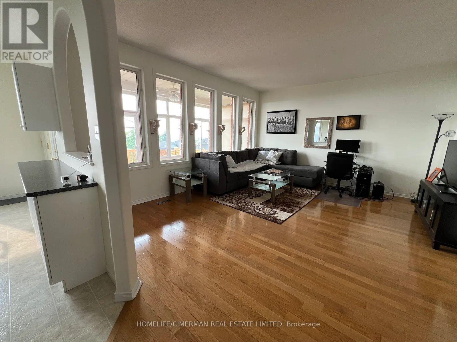 1055 Baker Street, Peterborough North, Ontario  K9H 7P8 - Photo 10 - X12073300