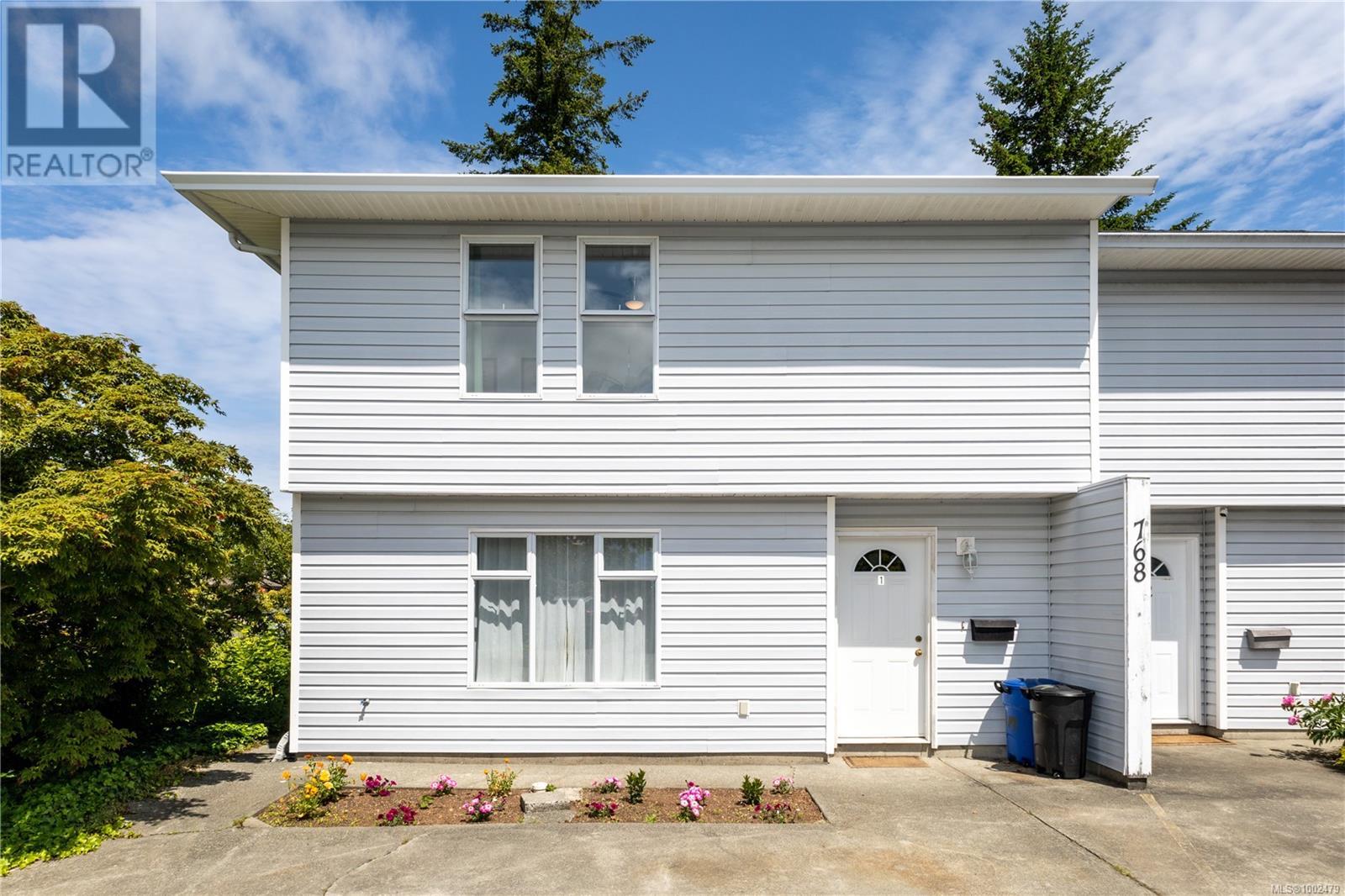 Property at 1 768 Robron Rd image 3