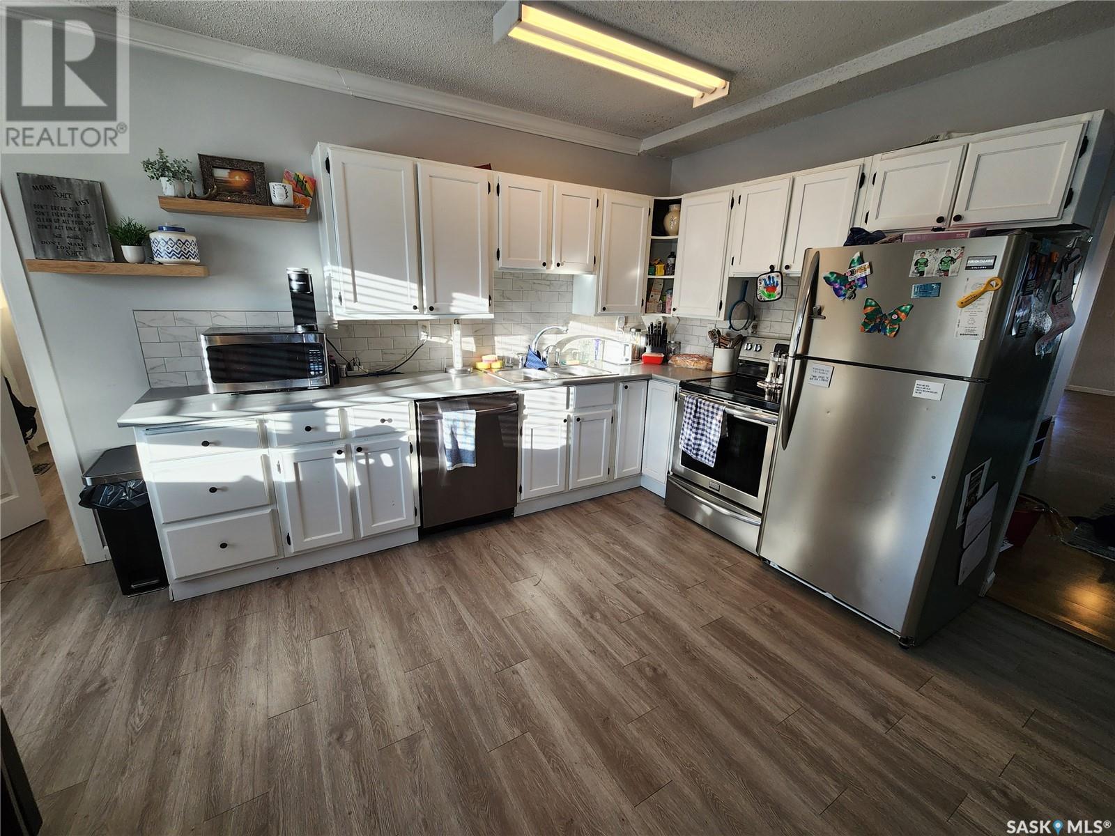 302 Main Street, Bienfait, Saskatchewan  S0C 0M0 - Photo 26 - SK008629