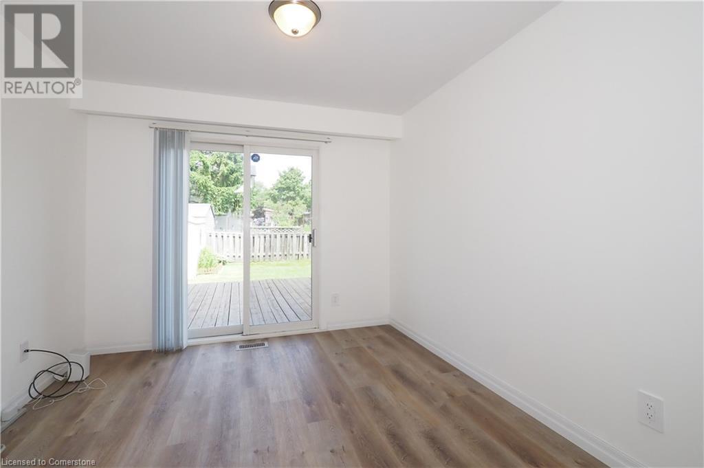 6 Shadeland Crescent, Kitchener, Ontario  N2M 2H9 - Photo 27 - 40737702