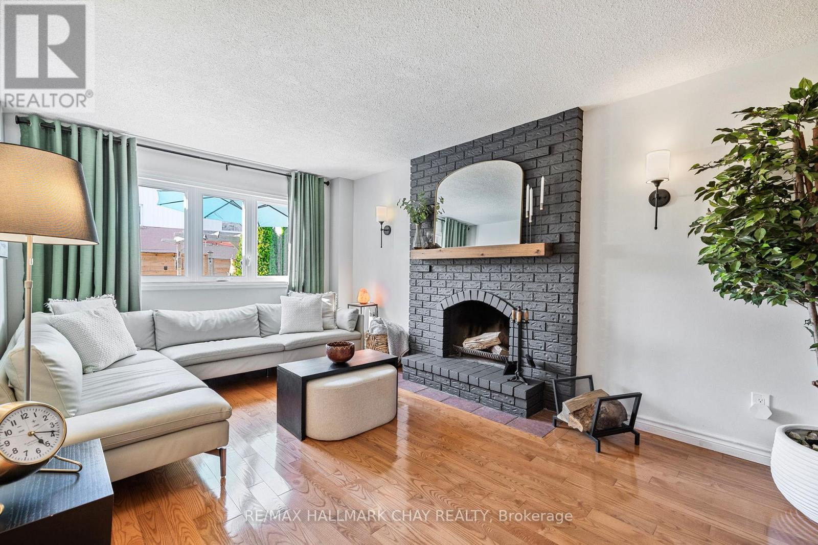 278 Durham Court, Newmarket, Ontario  L3Y 6C9 - Photo 8 - N12176564