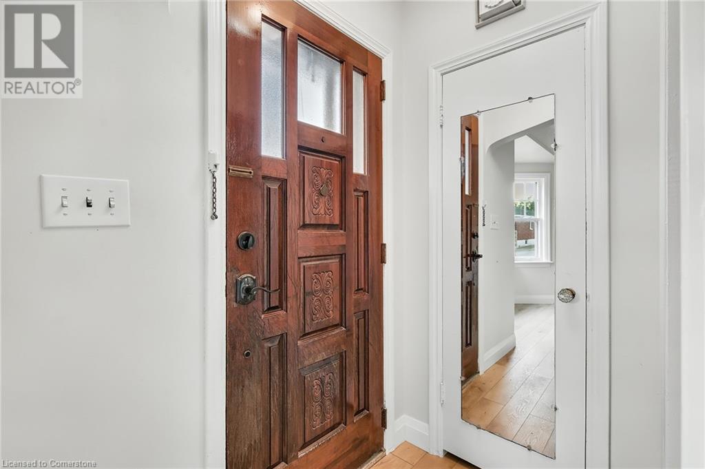 287 Montrose Avenue, Hamilton, Ontario  L8K 4Z5 - Photo 10 - 40738213