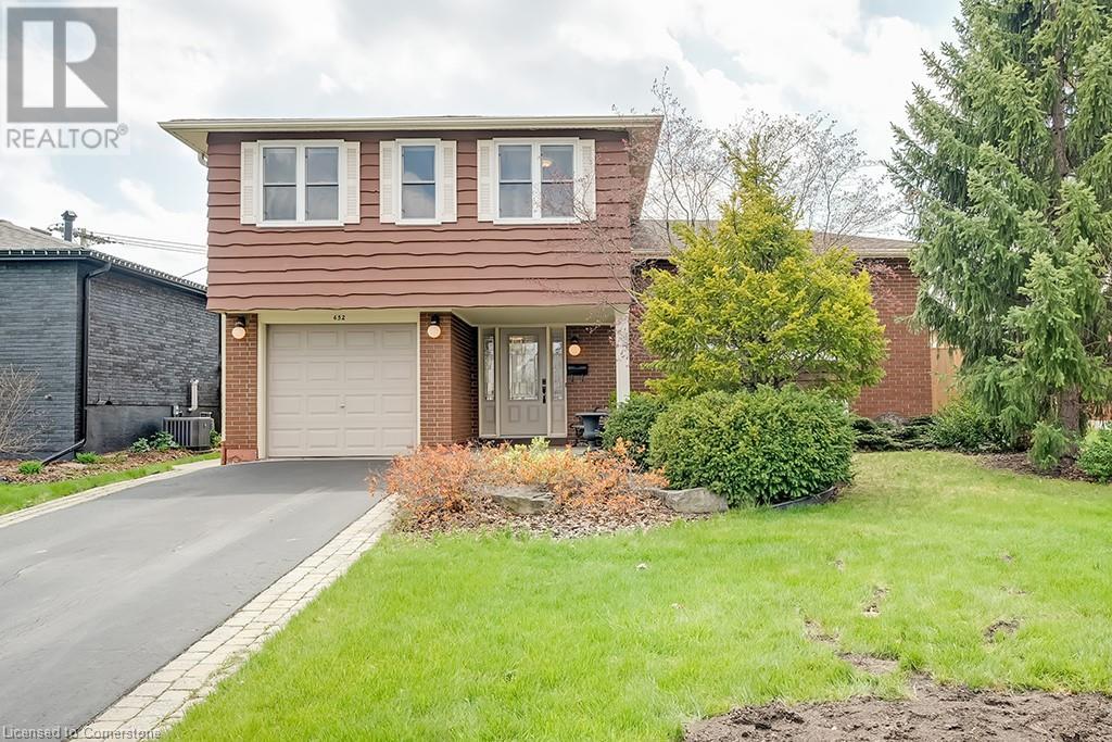 652 Meadow Lane, Burlington, Ontario  L7L 4R8 - Photo 1 - 40738290