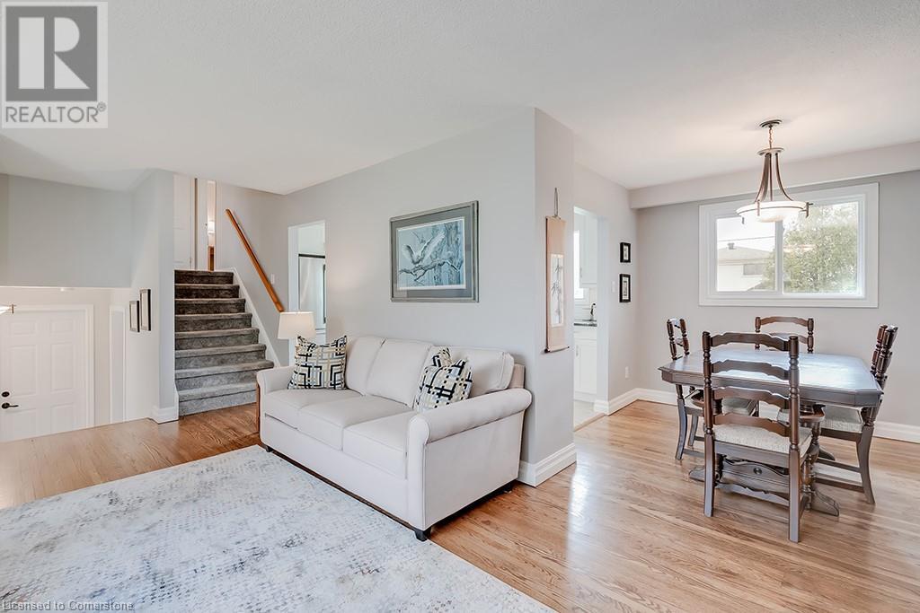 652 Meadow Lane, Burlington, Ontario  L7L 4R8 - Photo 9 - 40738290