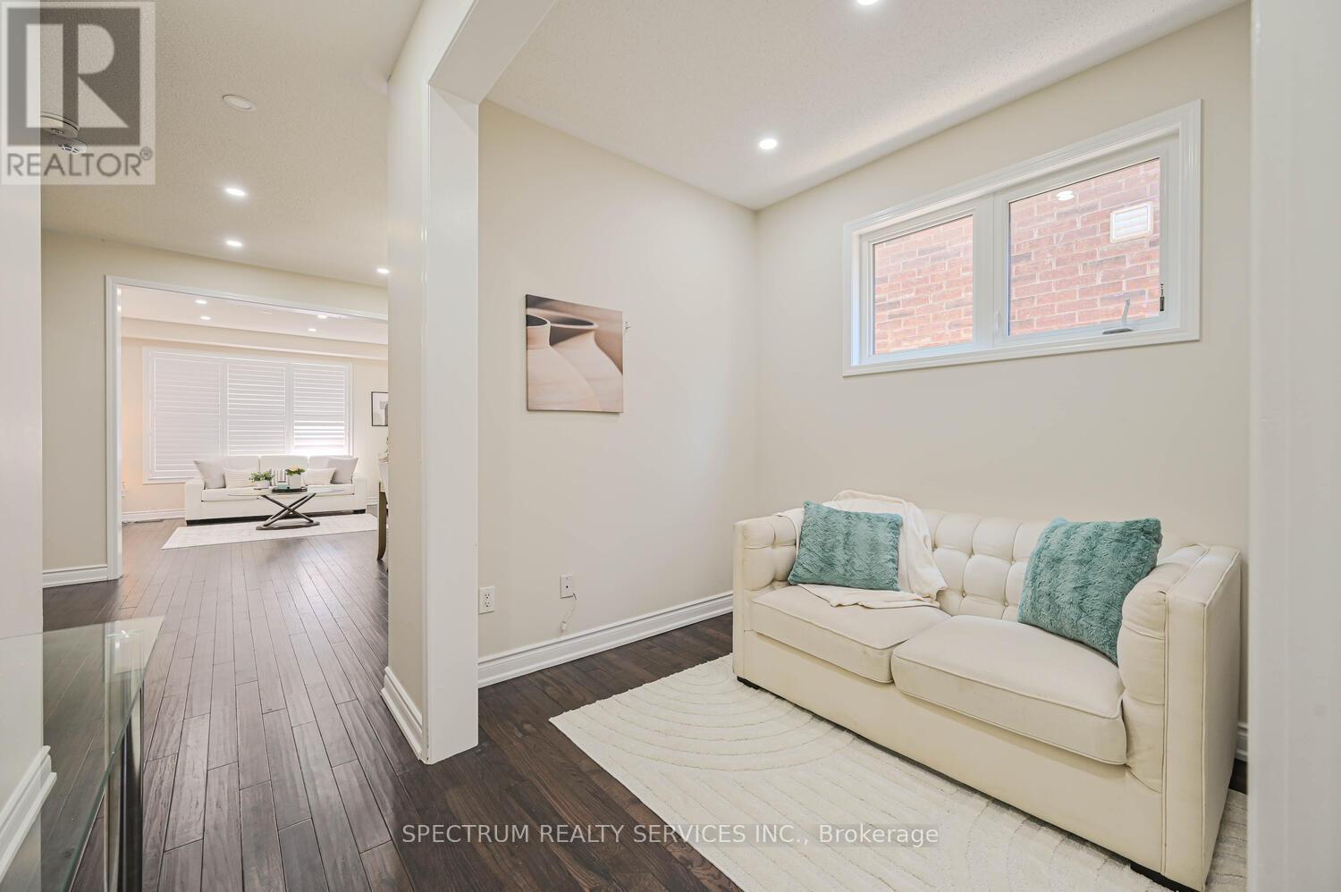 550 Lear Gate, Milton, Ontario  L9T 8K1 - Photo 7 - W12202050