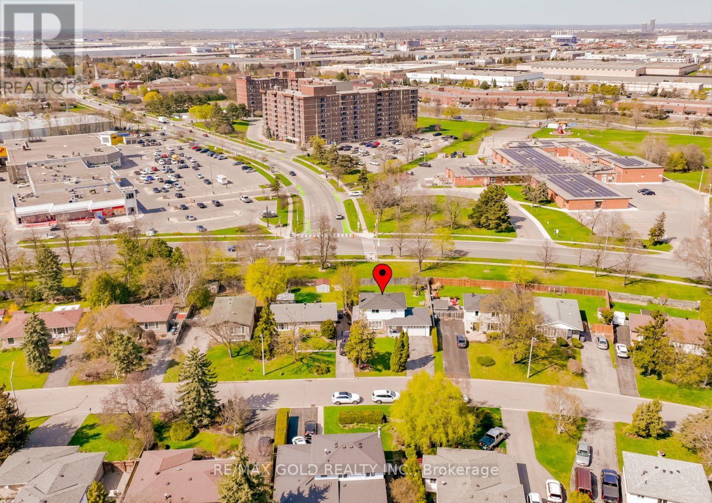 44 Dunblaine Crescent, Brampton, Ontario  L6T 3H2 - Photo 48 - W12202472