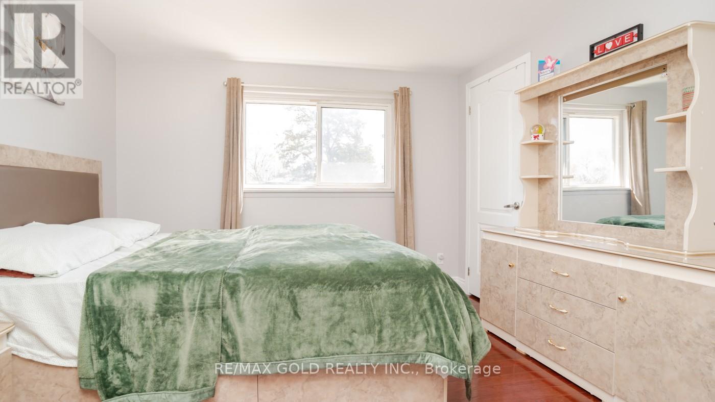 44 Dunblaine Crescent, Brampton, Ontario  L6T 3H2 - Photo 19 - W12202472