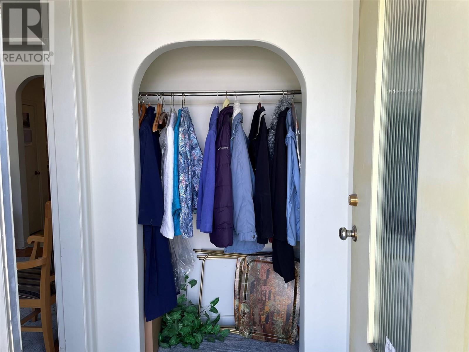 Property at 1802 35 Avenue image 3
