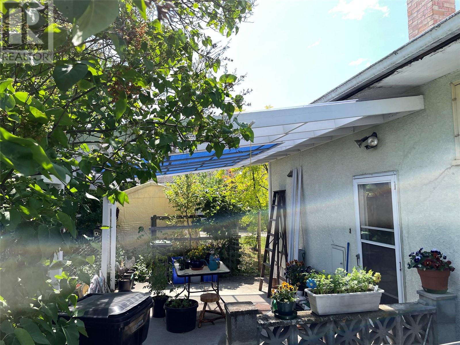 1802 35 Avenue, Vernon, British Columbia  V1T 2R8 - Photo 84 - 10350701
