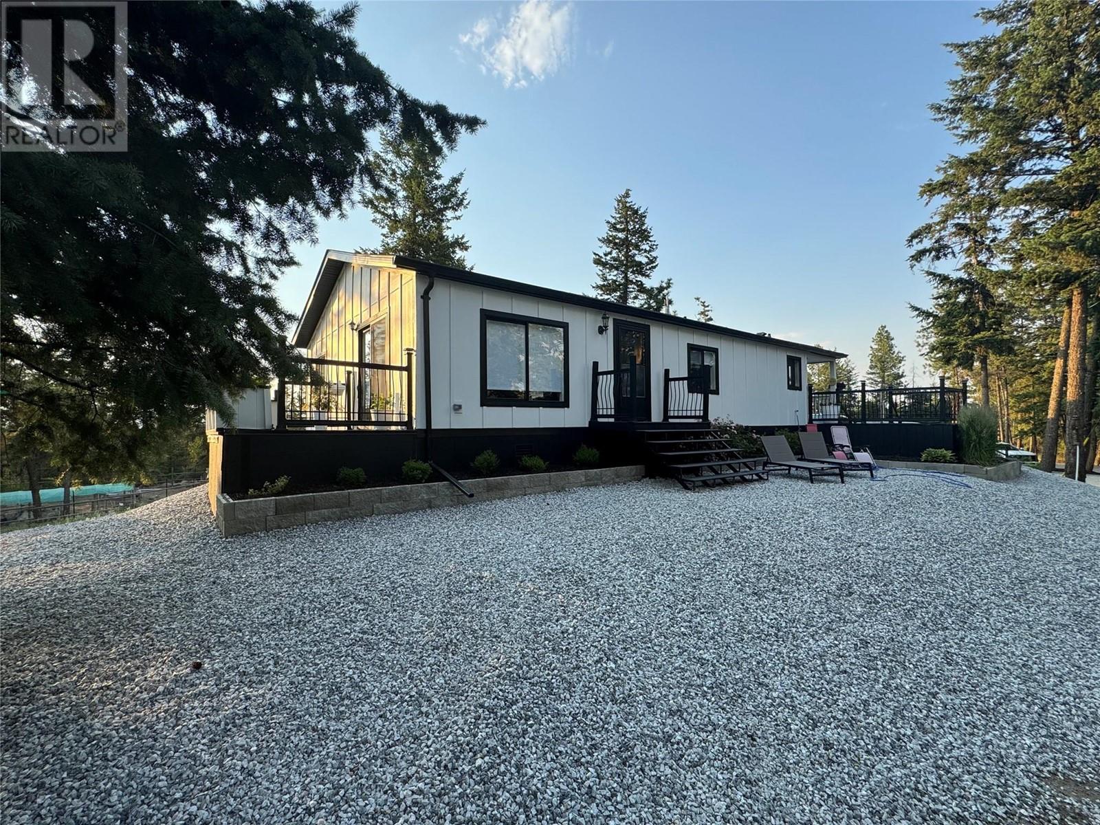 338 Howards Road, Vernon, British Columbia  V1T 6Y5 - Photo 3 - 10351009