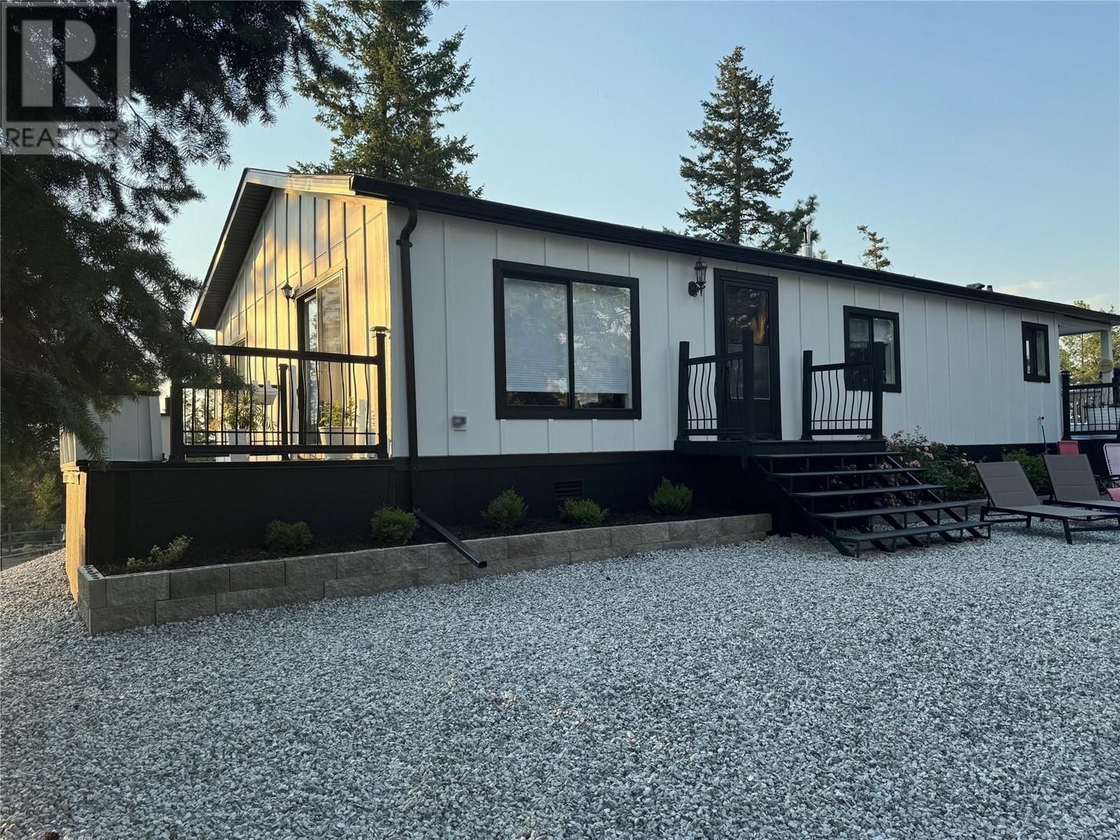 338 Howards Road, Vernon, British Columbia  V1T 6Y5 - Photo 5 - 10351009