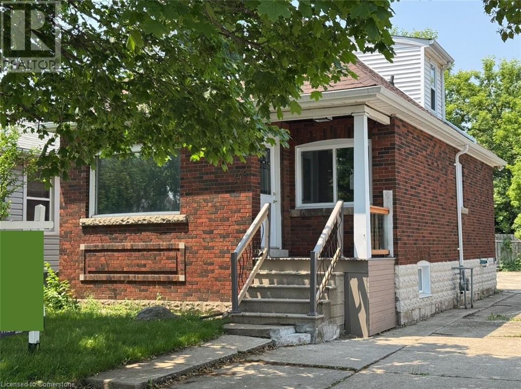 Property at 149 WEIR Street N image 2