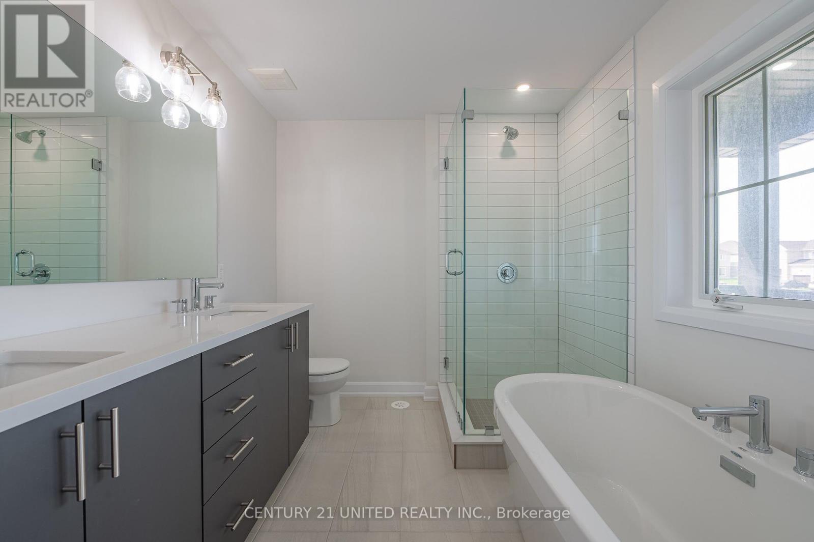 309 Mullighan Gardens, Peterborough North, Ontario  K9K 0G3 - Photo 14 - X12202746