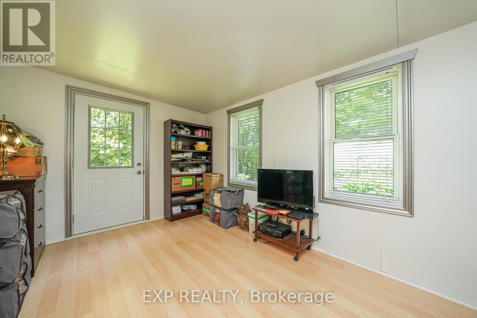 Photo 18 of 33 for 32207 Sylvan Road