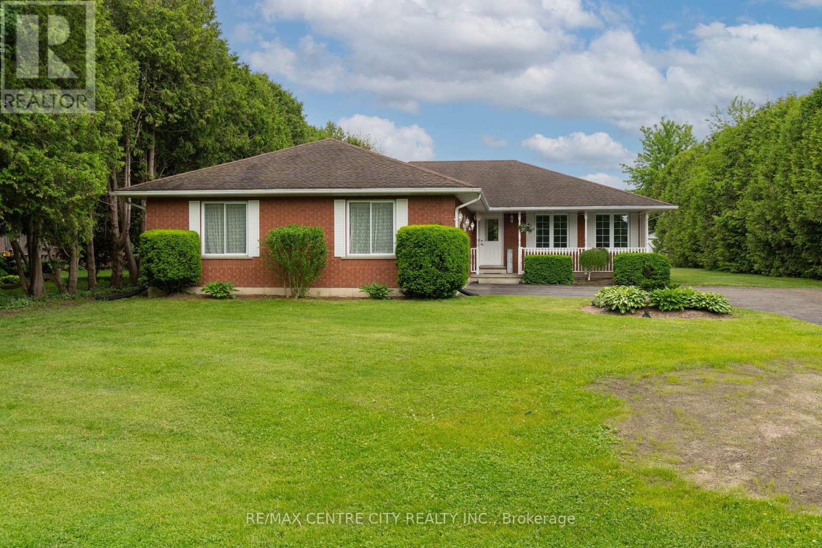 56091 Heritage Line, Bayham, Ontario  N0J 1Y0 - Photo 2 - X12202790